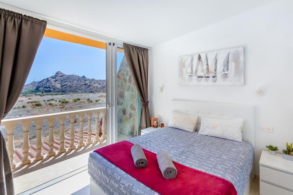 Luxurioesen Apartment Am Meer Golfplatz, Strand プラヤ・デル・クーラ エクステリア 写真