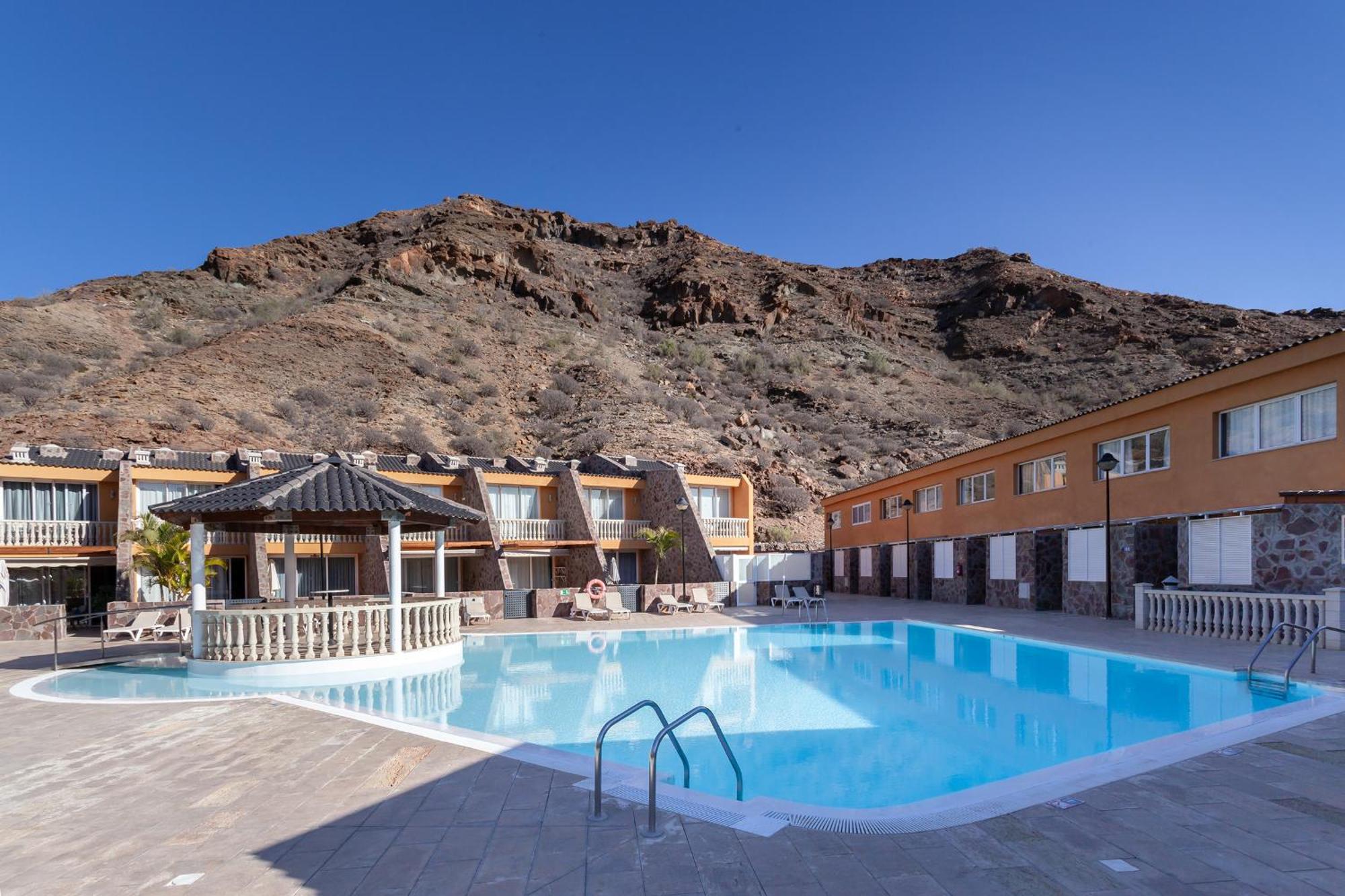 Luxurioesen Apartment Am Meer Golfplatz, Strand プラヤ・デル・クーラ エクステリア 写真