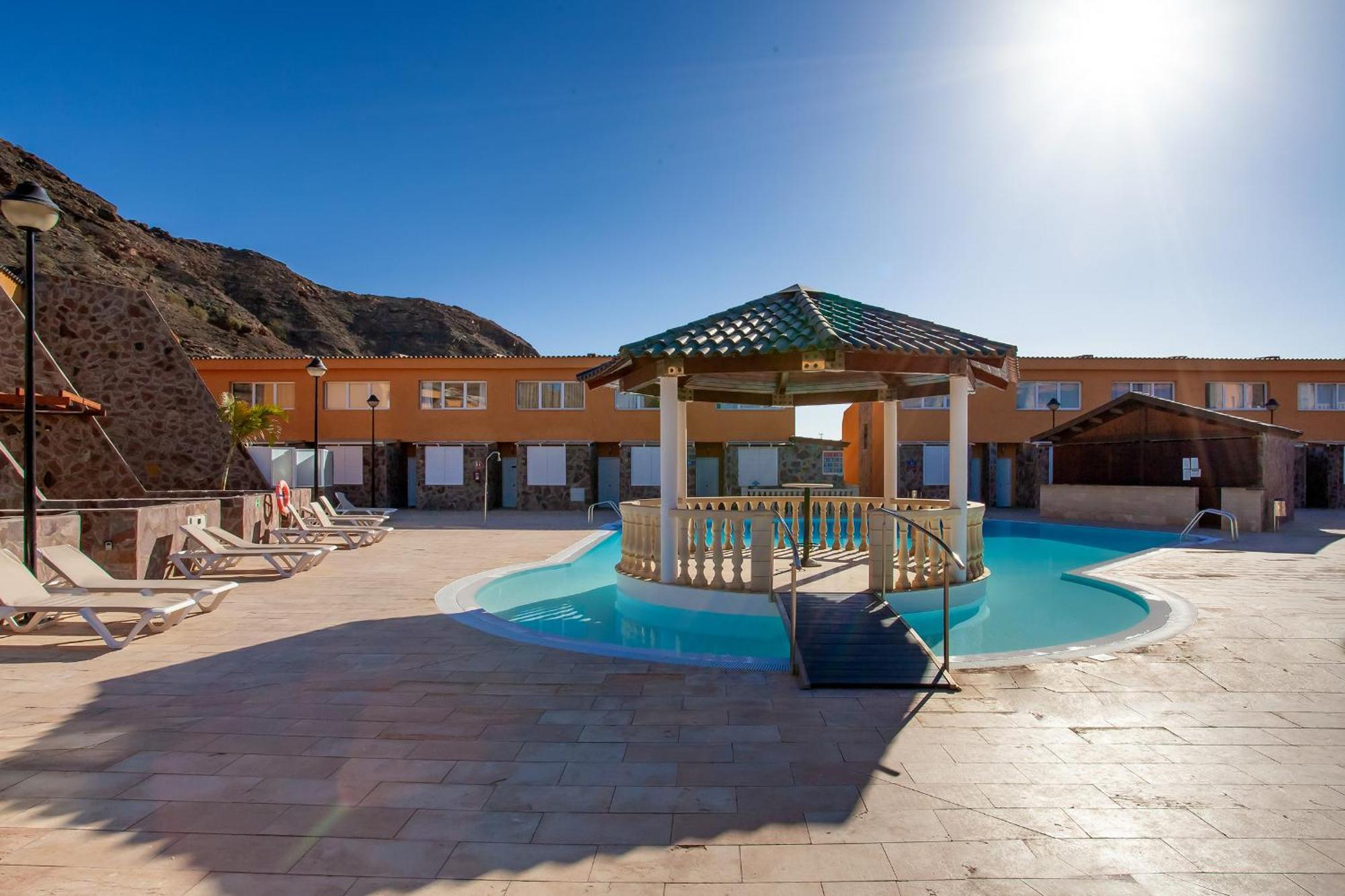 Luxurioesen Apartment Am Meer Golfplatz, Strand プラヤ・デル・クーラ エクステリア 写真